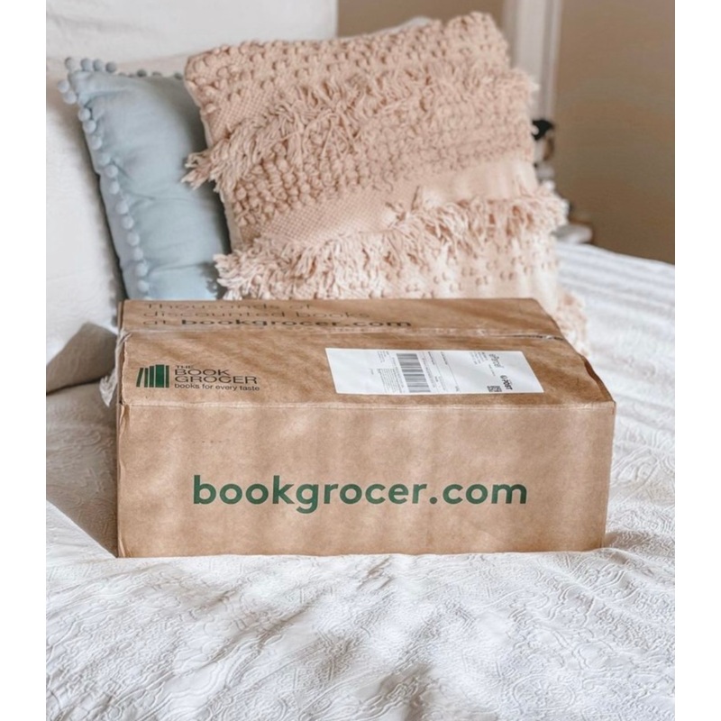 Fiction Mystery Book Box (25 Books)